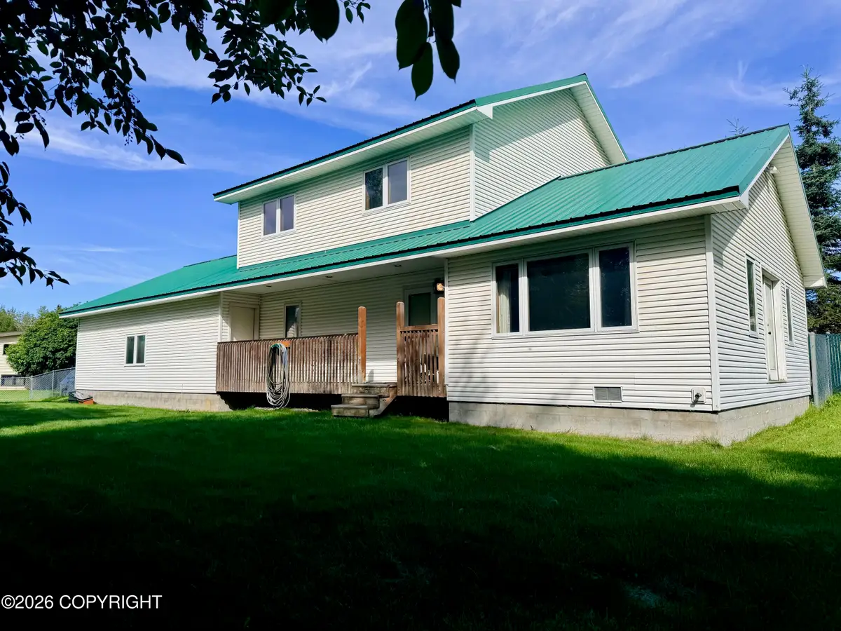 1012 W 20th Avenue, Anchorage, AK 99503 - #1