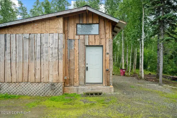 000 N Tammy Lane, Wasilla, AK 99654