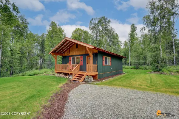 14899 E Petwood Circle, Talkeetna, AK 99676