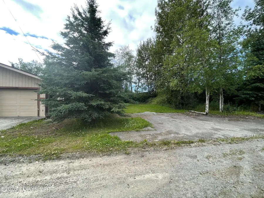 124 Metropolitan Place, Anchorage, AK 99508 - #2
