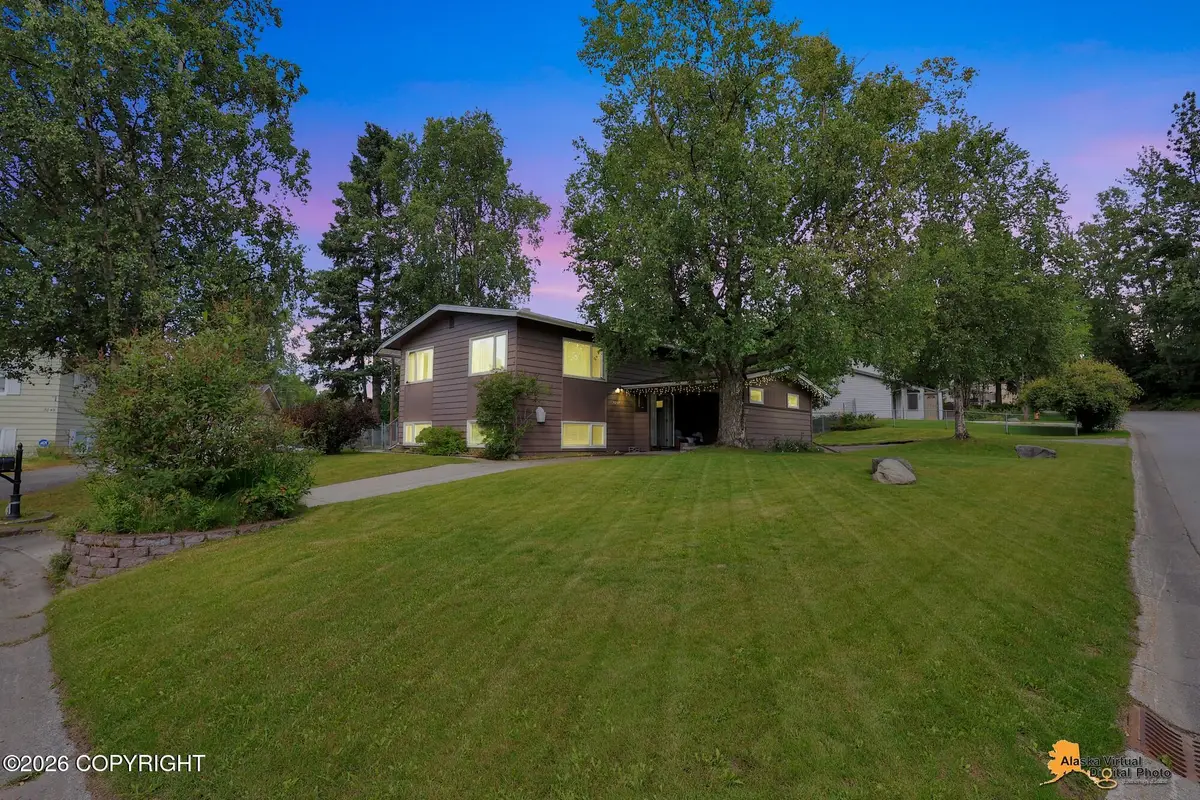 7657 E 20th Avenue, Anchorage, AK 99504 - #1