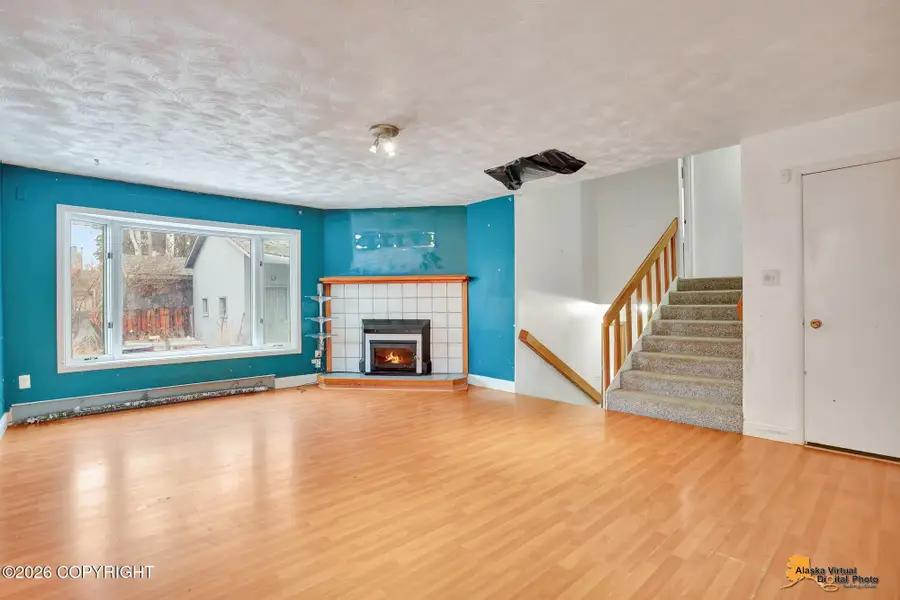 537 W 74th Avenue, Anchorage, AK 99518 - #3