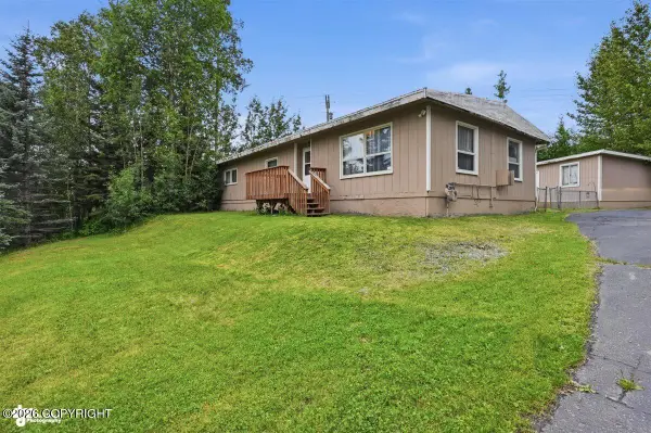 1350 N Wasilla Fishhook Road, Wasilla, AK 99654