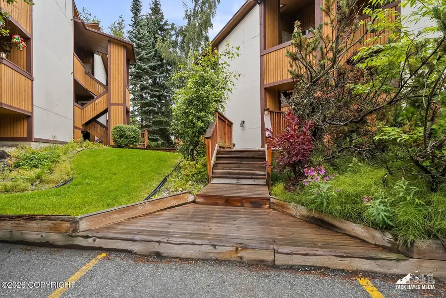 7340 Huntsmen Circle #G, Anchorage, AK 99518 - #3
