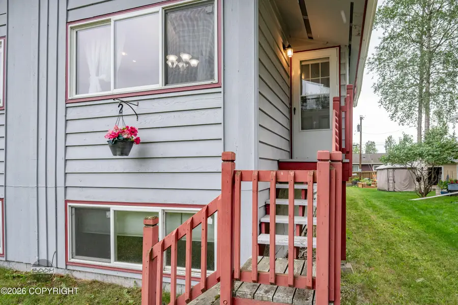 890 Lancaster Drive, Anchorage, AK 99503 - #2