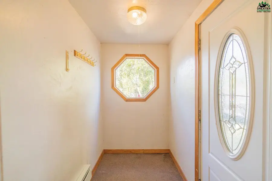 134 E FIFTH AVENUE, North Pole, AK 99705 - #3