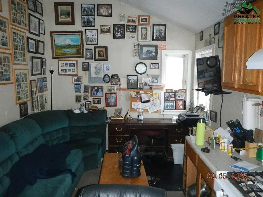304 HAINES AVENUE, Fairbanks, AK 99701 - #2