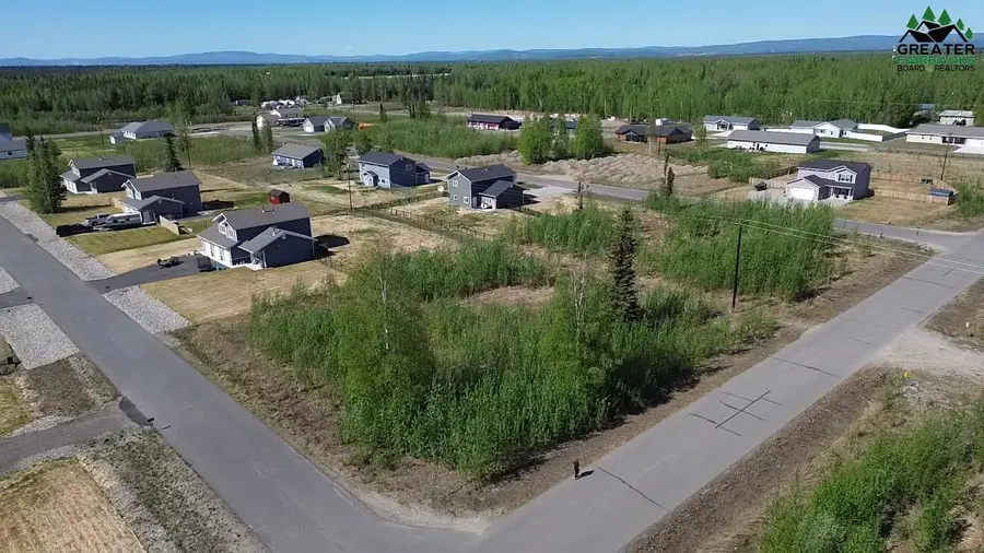 2755 W THIRD AVENUE, North Pole, AK 99705 - #3