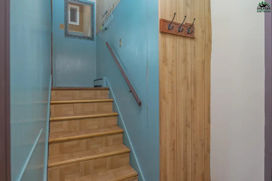 2808 KUSKOKWIM AVENUE, Fairbanks, AK 99709 - #3