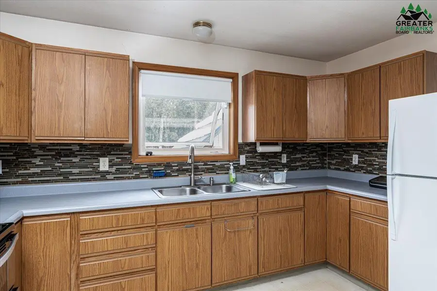 3060 LITTLE DOME COURT, Fairbanks, AK 99709 - #2