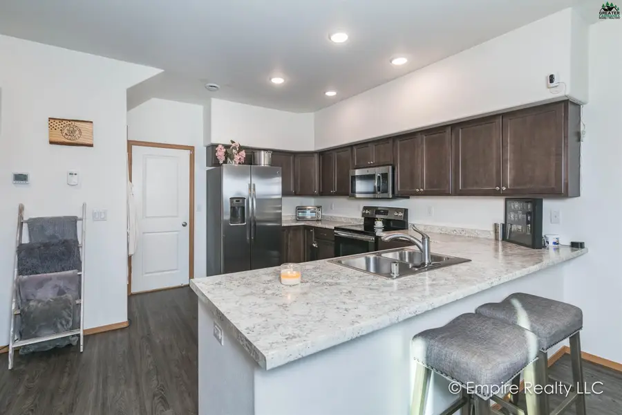 2712 DESERT EAGLE LOOP, North Pole, AK 99705 - #2