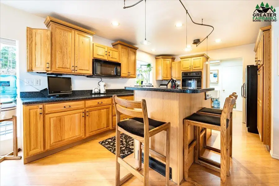 400 CRESTMONT DRIVE, Fairbanks, AK 99709 - #2