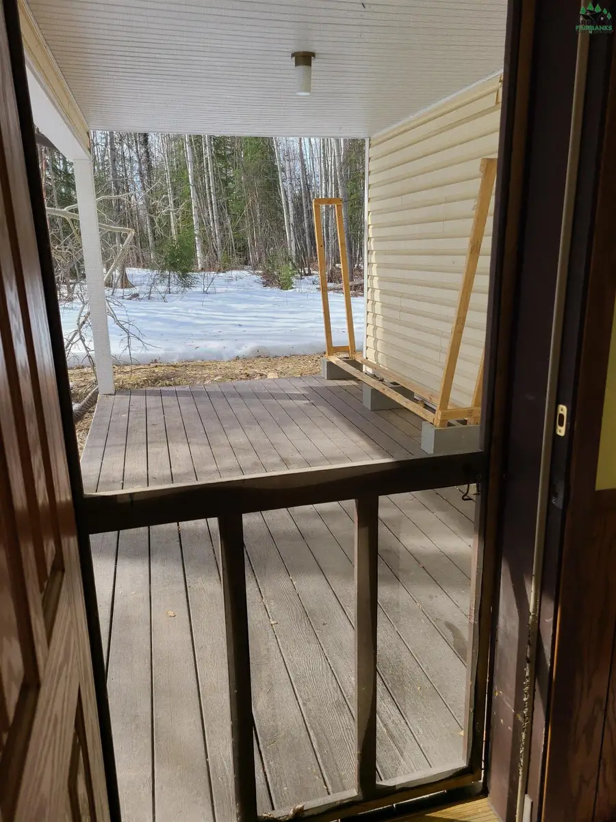 3609 SILVERLEAF AVENUE, North Pole, AK 99705 - #3