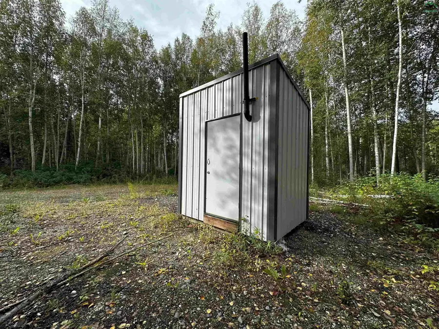 3151 BADGER ROAD, Badger, AK 99706 - #3