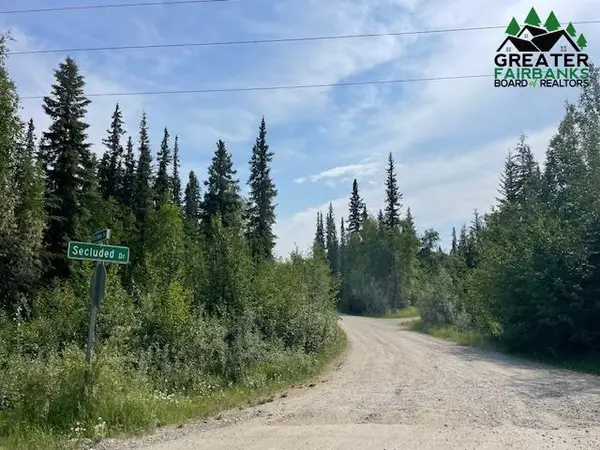 NHN SECLUDED DRIVE, North Pole, AK 99705