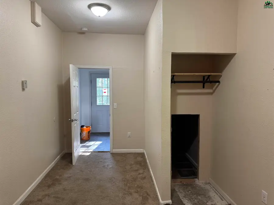 2301 SUNFLOWER LOOP, North Pole, AK 99705 - #3