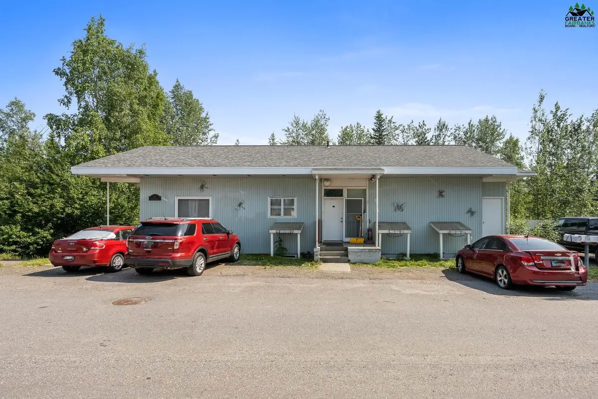 11 BONNIE AVENUE, Fairbanks, AK 99701 - #1