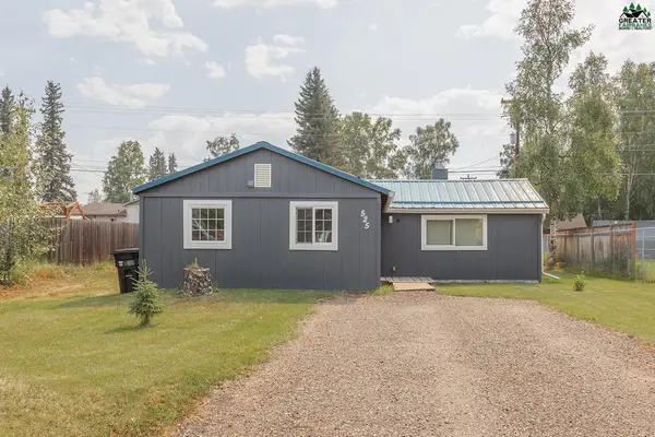 525 CRAIG AVENUE, Fairbanks, AK 99701