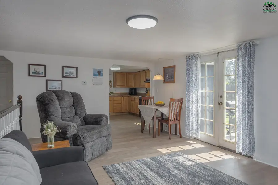 525 CRAIG AVENUE, Fairbanks, AK 99701 - #3