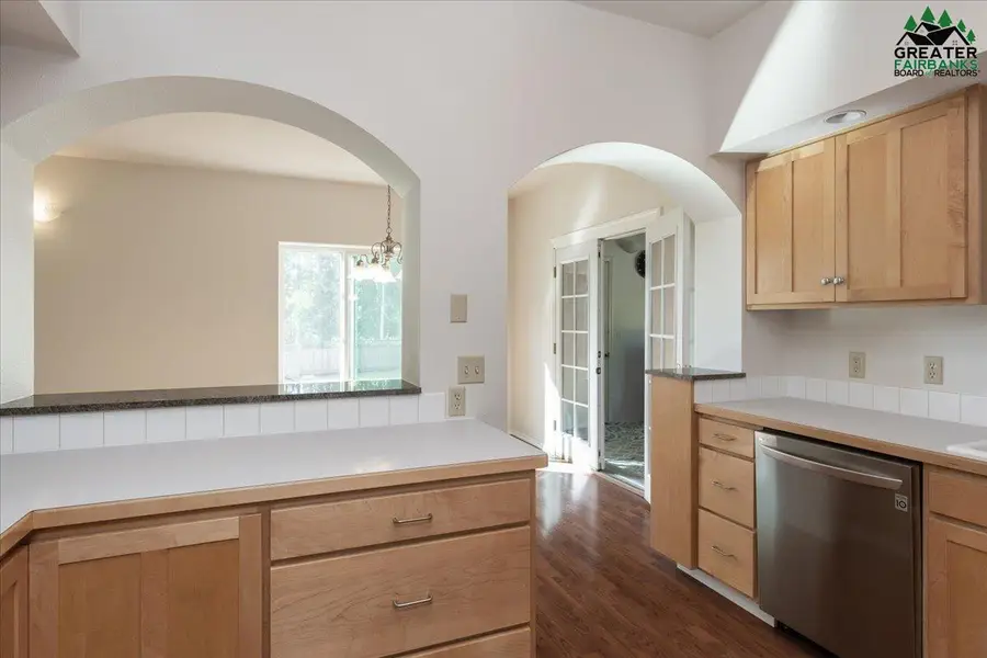 480 KENTSHIRE DRIVE, Fairbanks, AK 99709 - #2