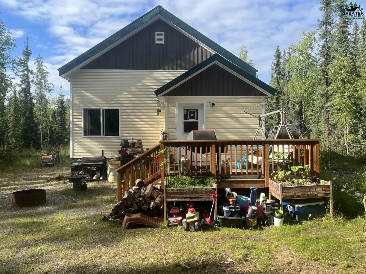 3045 VICTORIA CIRCLE, North Pole, AK 99705 - #1