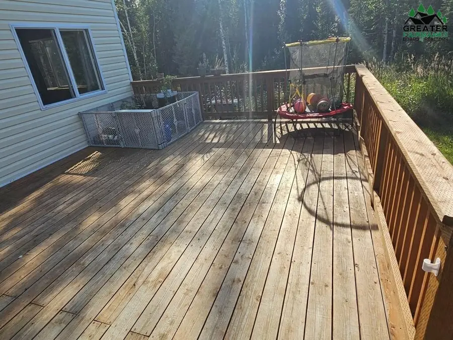 3045 VICTORIA CIRCLE, North Pole, AK 99705 - #2