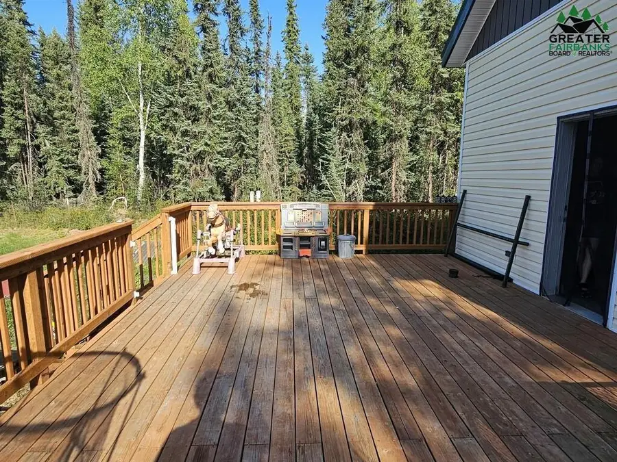 3045 VICTORIA CIRCLE, North Pole, AK 99705 - #3