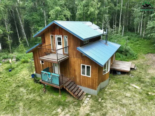 2300 FRIDA WAY, Fairbanks, AK 99709