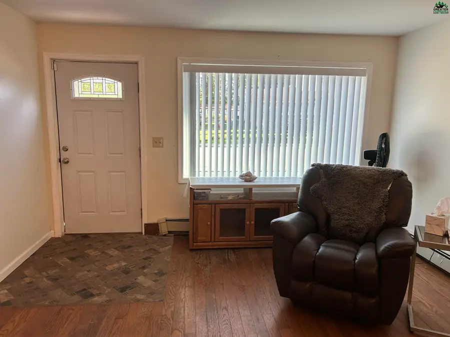 406 EUREKA AVENUE, Fairbanks, AK 99701 - #2