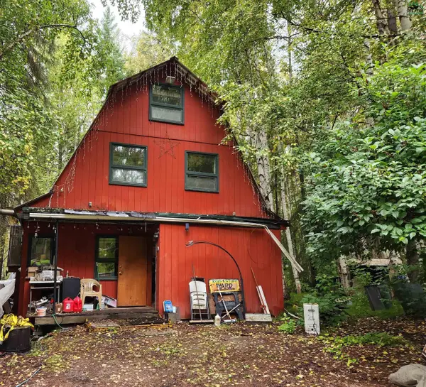 1051 EASTWOOD LANE, Fairbanks, AK 99712