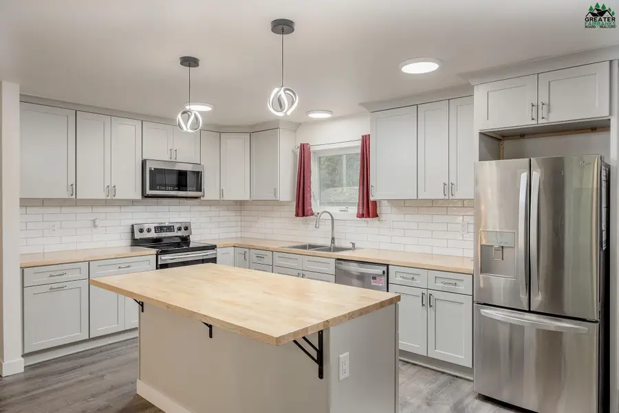 3413 CONIFER DRIVE, North Pole, AK 99705 - #2