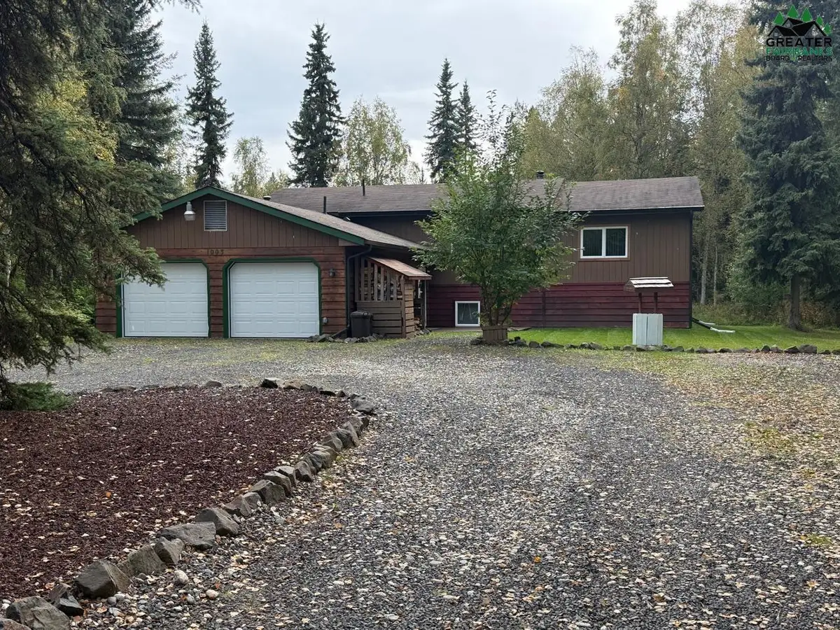 1003 SHIRLEY TURNAROUND, North Pole, AK 99705 - #1