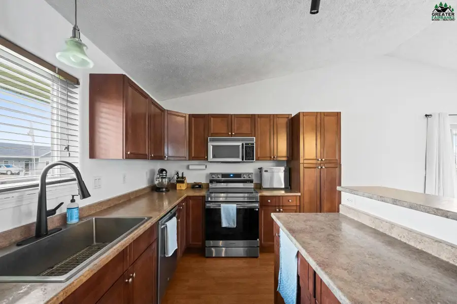 854 MARQUETTE LOOP, North Pole, AK 99705 - #3