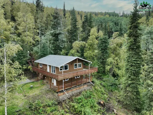 1492 BIRCHWOOD DRIVE, Fairbanks, AK 99709