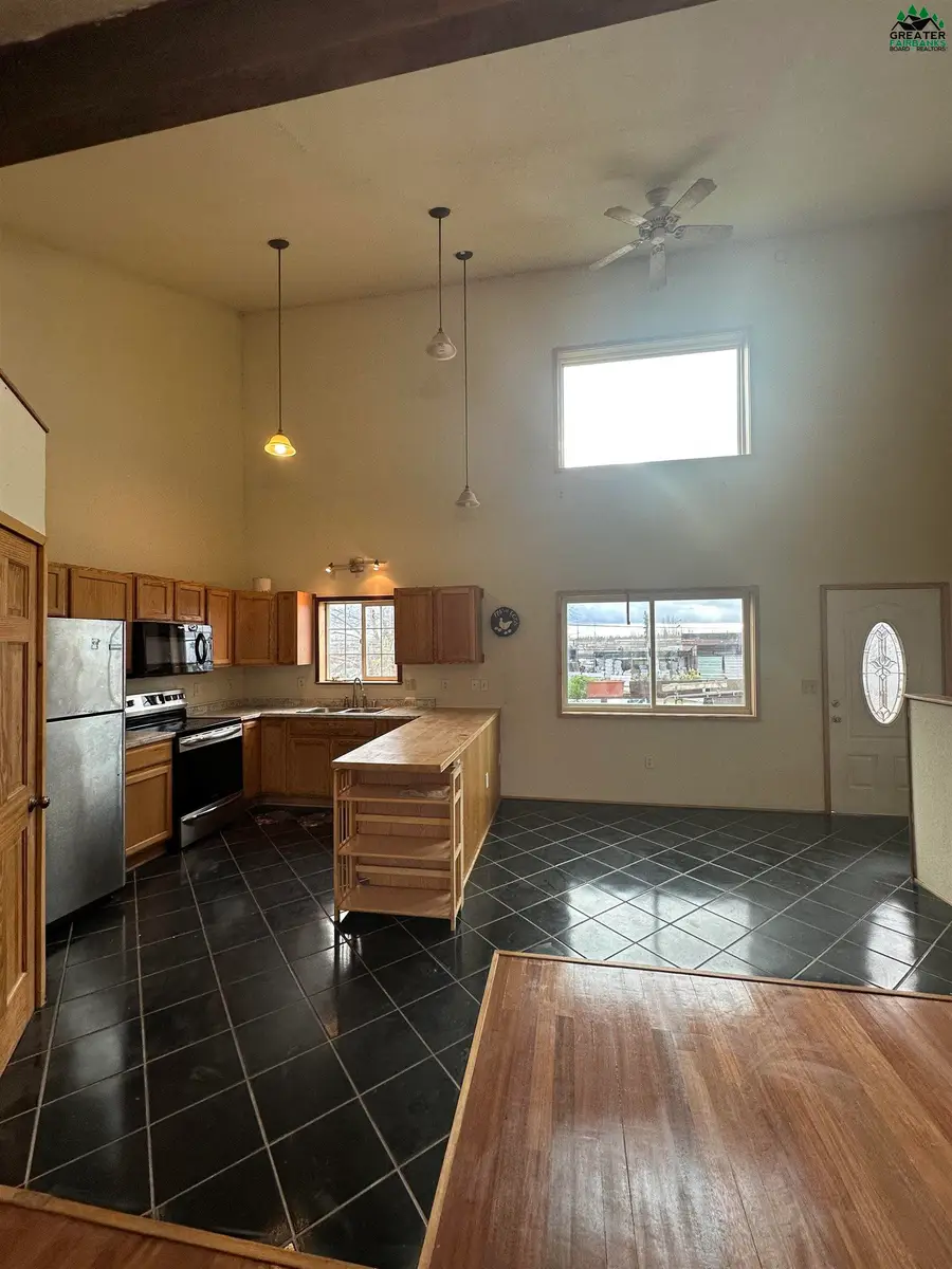 2009 SOUTHERN AVENUE, Fairbanks, AK 99709 - #3