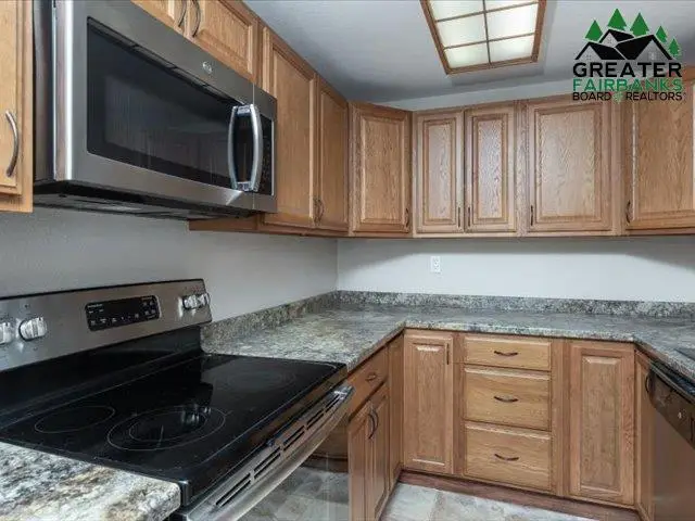 231 SLATER DRIVE, Fairbanks, AK 99701 - #3