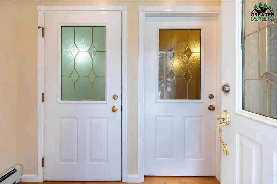 809 ANDREW STREET, Fairbanks, AK 99701 - #2