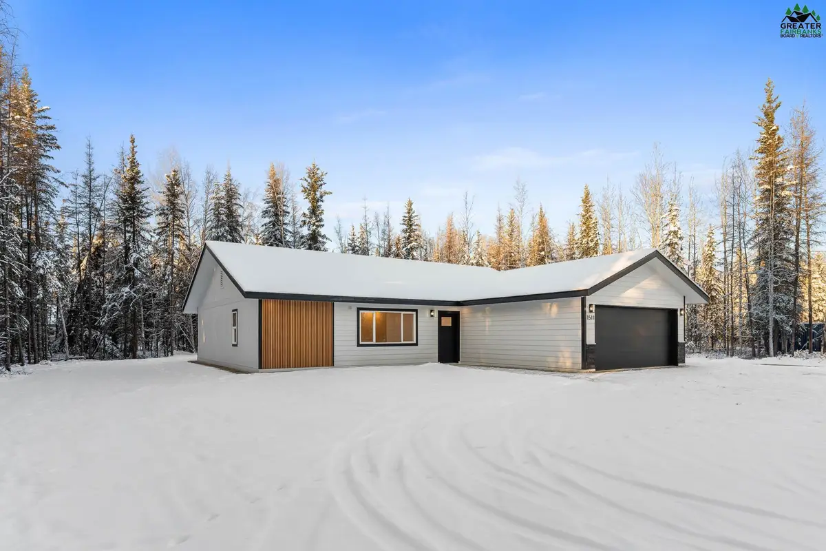 1511 SECLUDED DRIVE, North Pole, AK 99705 - #1