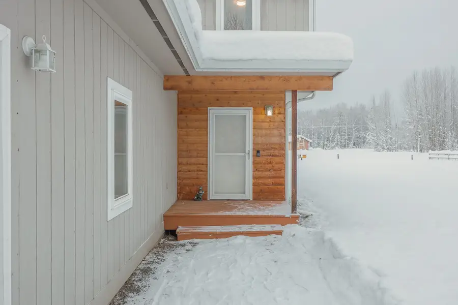 2418 GOLF COURT, North Pole, AK 99705 - #3