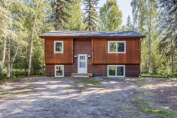 3124 TREATY STREET, North Pole, AK 99705