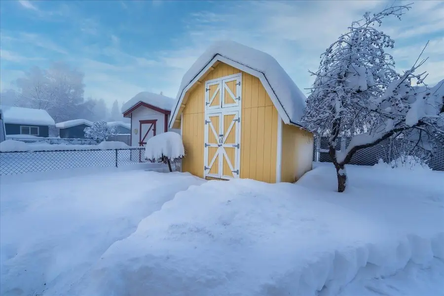 5150 KLONDIKE DRIVE, Fairbanks, AK 99709 - #3