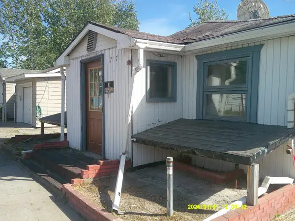717 17TH AVENUE, Fairbanks, AK 99701