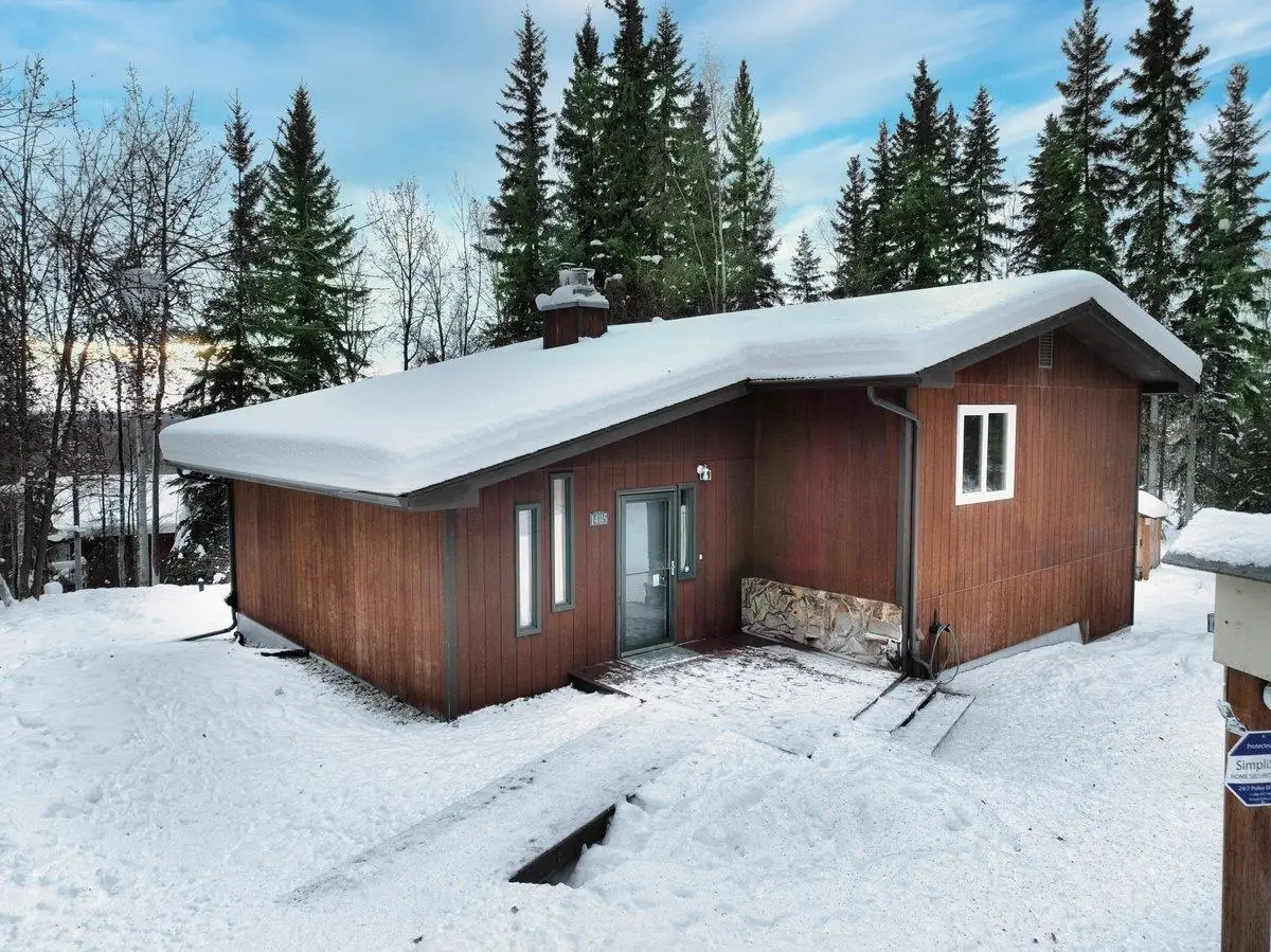 1405 VALLEY DRIVE, North Pole, AK 99705 - #1