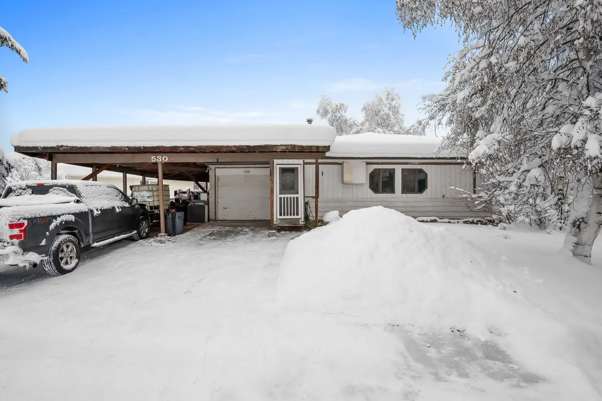530 BENTLEY DRIVE, Fairbanks, AK 99701 - #1