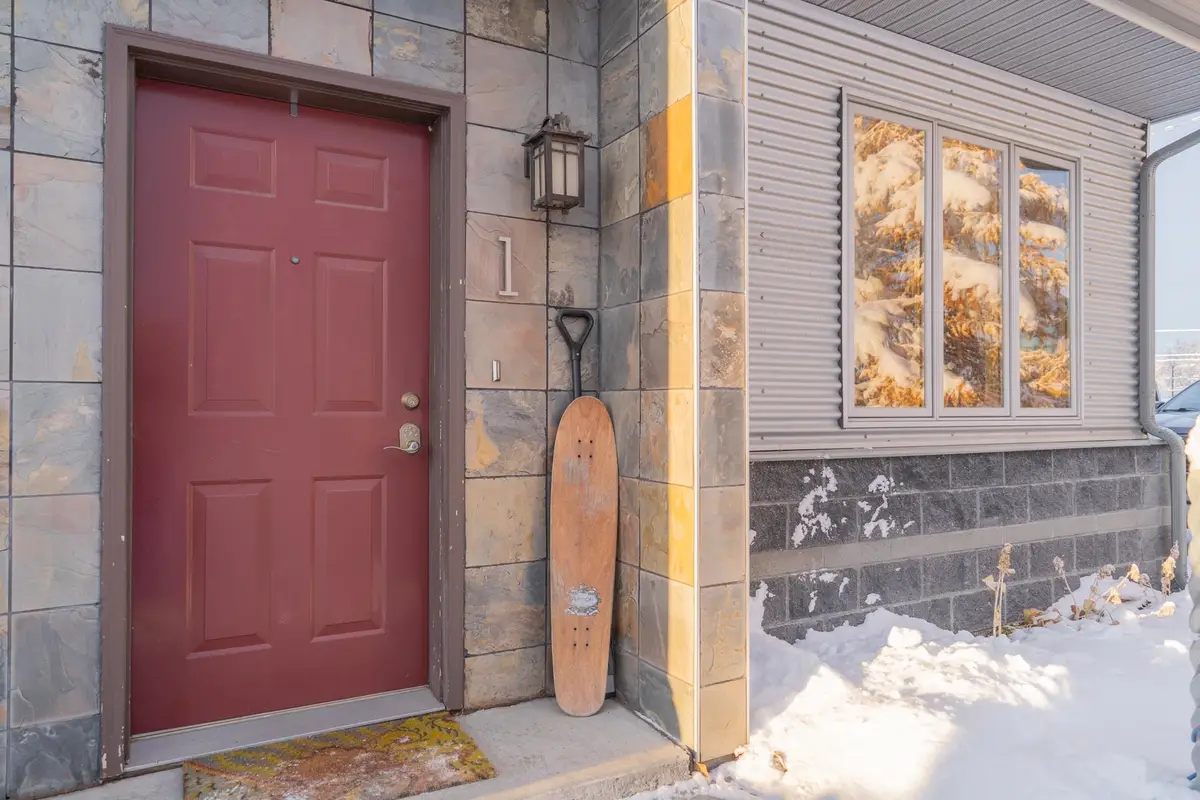 825 28TH AVENUE #Unit 1, Fairbanks, AK 99701 - #1