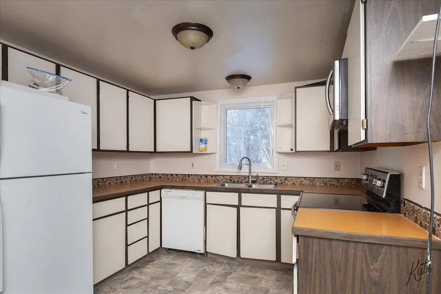 872 RIDGE LOOP ROAD, North Pole, AK 99705 - #2