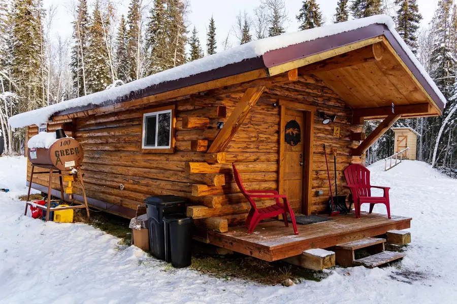 882 TARSIER DRIVE, Fairbanks, AK 99712 - #3