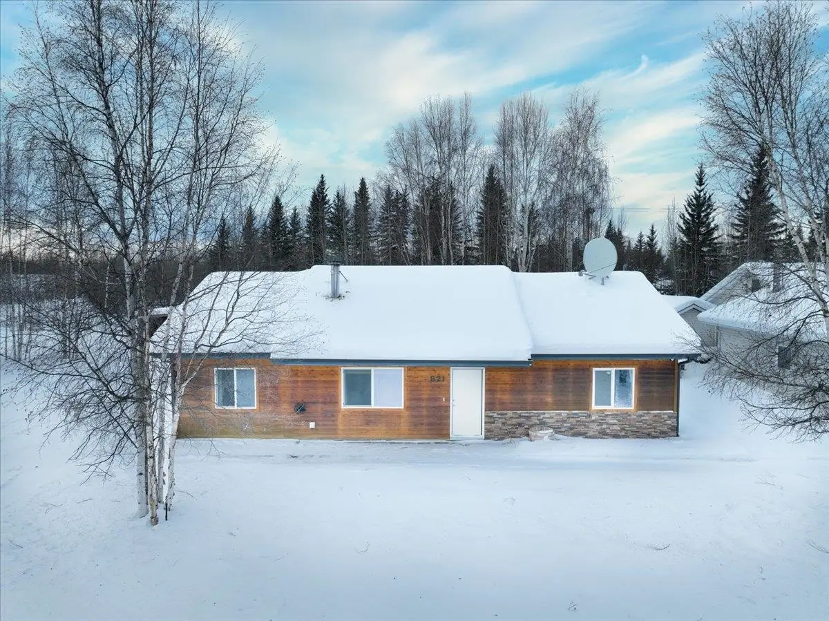 921 SHELLINGER STREET, North Pole, AK 99705 - Image #1