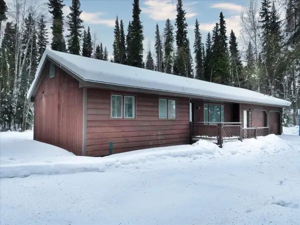 480 S EVOLYN DRIVE, North Pole, AK 99705