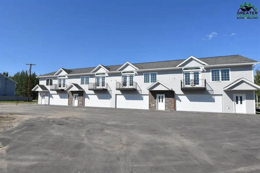 2670 BALD EAGLE COURT, North Pole, AK 99705 - #2